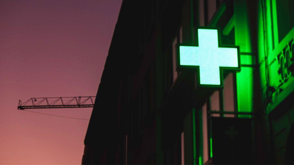 Pharmacy Anytime: How Smart Lockers are Reshaping Healthcare Accessibility 