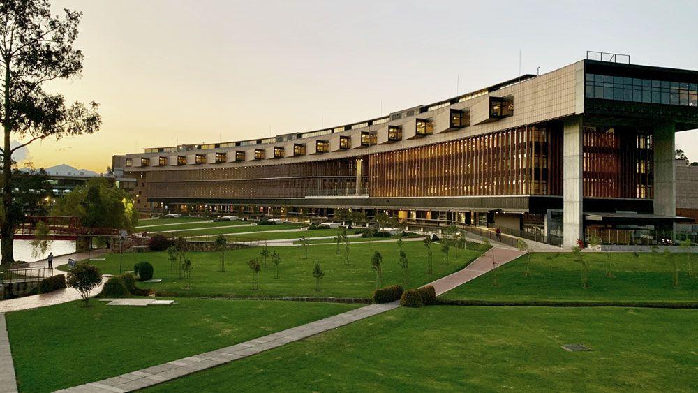 How Package Management Systems Improve Package Delivery on University Campuses